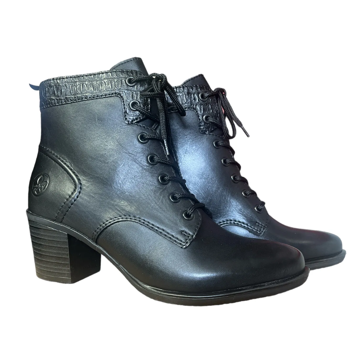 Y2040-00 Lace Up Heel